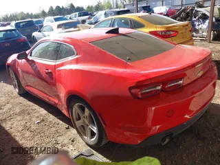 2021 Chevrolet Camaro 1LT с VIN 1G1FB1RS2M0127023, выставлен на аукционе IAAI как лот 41993382 с пробегом 65 121 миль миль и . История ставок и продаж доступна на DreamBid. Изображение 14.