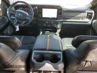 2023 Ford F-350 XL z VIN 1FT8W3BM9PED98664, wystawiony jako Copart lot #51984525 z przebiegiem 31 353 mil mil oraz Czysty tytuł • Clean title. Historia ofert i sprzedaży dostępna na DreamBid. Obrazek 8.