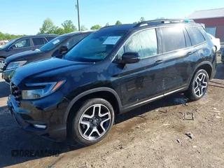 2022 Honda Passport Elite z VIN 5FNYF8H01NB003681, wystawiony jako IAAI lot #42186806 z przebiegiem 50 517 mil mil oraz . Historia ofert i sprzedaży dostępna na DreamBid. Obrazek 2.