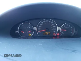 2005 Saturn ION ION 1 z VIN 1G8AG52F55Z160208, wystawiony jako Copart lot #70883064 z przebiegiem 237 716 mil mil oraz Nie do naprawy. Historia ofert i sprzedaży dostępna na DreamBid. Obrazek 9.