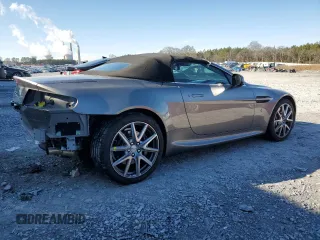 2014 Aston Martin Vantage z VIN SCFEKBBK3EGD18661, wystawiony jako Copart lot #86366204 z przebiegiem 14 863 mil mil oraz Szkoda całkowita • Salvage title. Historia ofert i sprzedaży dostępna na DreamBid. Obrazek 3.