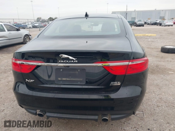 2019 Jaguar XF 25t Premium with VIN SAJBJ4FX5KCY78947, listed as a IAAI auction lot 41261473 with 68,891 mi miles. Bid and sale history available at carsss.com. Image 17.