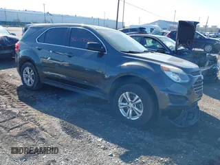 2017 Chevrolet Equinox LS z VIN 2GNALBEK7H1577908, wystawiony jako IAAI lot #42110052 z przebiegiem 112 573 mil mil oraz . Historia ofert i sprzedaży dostępna na DreamBid. Obrazek 1.