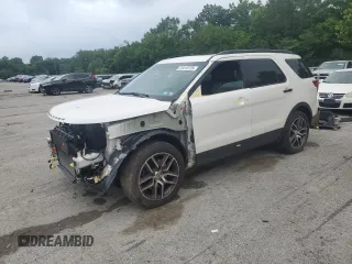 2017 Ford Explorer Sport with VIN 1FM5K8GT9HGC03871, listed as a Copart auction lot 61619735 with 123,923 mi miles and Salvage title. Bid and sale history available at DreamBid. Image 1.