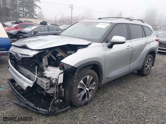 2023 Toyota Highlander Hybrid XLE with VIN 5TDKBRCH3PS118916, listed as a IAAI auction lot 41300848 with 23,981 mi miles. Bid and sale history available at carsss.com. Image 19.