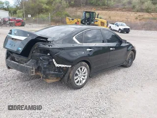 2013 Nissan Altima SV with VIN 1N4AL3AP1DC909464, listed as a IAAI auction lot 42012908 with 135,706 mi miles and . Bid and sale history available at carsss.com. Image 4.