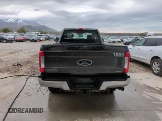 2018 Ford F-250 XL with VIN 1FT7X2B65JEB31372, listed as a Copart auction lot 52757495 with 167,640 mi miles and Clean title. Bid and sale history available at DreamBid. Image 6.