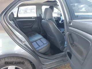 2009 Volkswagen Jetta SE с VIN 3VWRM71K19M055407, выставлен на аукционе IAAI как лот 42308740 с пробегом 201 630 миль миль и . История ставок и продаж доступна на DreamBid. Изображение 8.