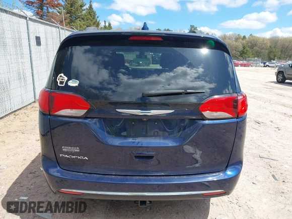 2017 Chrysler Pacifica Touring L with VIN 2C4RC1BG7HR514864, listed as a IAAI auction lot 42187845 with 86,774 mi miles and . Bid and sale history available at DreamBid. Image 16.