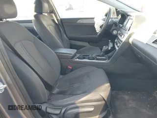 2019 Hyundai Sonata SE with VIN 5NPE24AF0KH751891, listed as a IAAI auction lot 41760542 with 97,517 mi miles and . Bid and sale history available at carsss.com. Image 5.