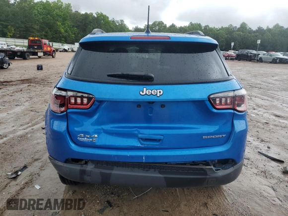 2018 Jeep Compass Sport с VIN 3C4NJDAB5JT484925, выставлен на аукционе Copart как лот 56647695 с пробегом 108 285 миль миль и Списание • Salvage title. История ставок и продаж доступна на DreamBid. Изображение 6.