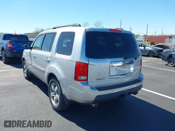 2011 Honda Pilot EX-L with VIN 5FNYF3H6XBB055684, listed as a IAAI auction lot 41820076 with 227,655 mi miles and . Bid and sale history available at DreamBid. Image 3.