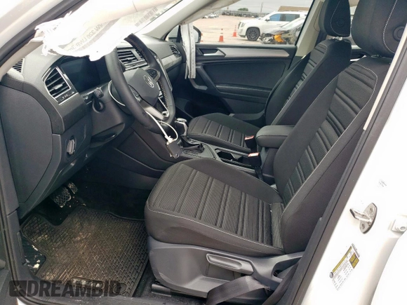 2024 Volkswagen Tiguan S with VIN 3VVRB7AX4RM026540, listed as a Copart auction lot 55816075 with 5,500 mi miles and Salvage title. Bid and sale history available at DreamBid. Image 7.
