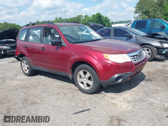 2011 Subaru Forester X z VIN JF2SHABC3BH739030, wystawiony jako IAAI lot #42214198 z przebiegiem 143 564 mil mil oraz . Historia ofert i sprzedaży dostępna na DreamBid. Obrazek 1.