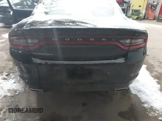 2023 Dodge Charger SXT z VIN 2C3CDXBGXPH571557, wystawiony jako IAAI lot #41581514 z przebiegiem 45 898 mil mil oraz . Historia ofert i sprzedaży dostępna na DreamBid. Obrazek 17.