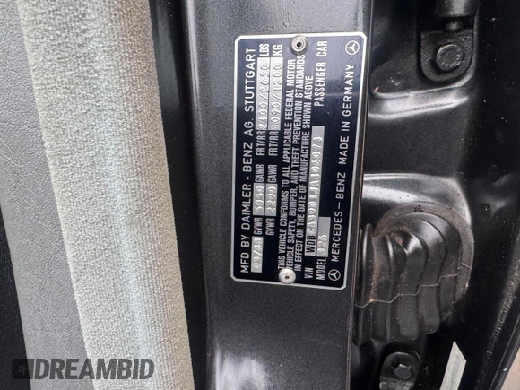 1988 Mercedes-Benz 560 with VIN WDBCA39D1JA406073, listed as a Copart auction lot 50398345 with 111,524 mi miles and Clean Title. Bid and sale history available at DreamBid. Image 10.