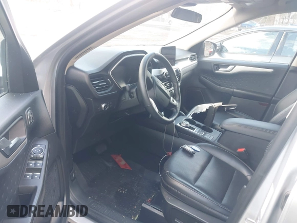 2020 Ford Escape SEL z VIN 1FMCU9H66LUA64860, wystawiony jako IAAI lot #41947561 z przebiegiem 50 703 mil mil oraz . Historia ofert i sprzedaży dostępna na DreamBid. Obrazek 5.
