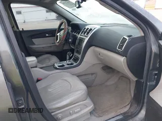 2011 GMC Acadia SLT2 with VIN 1GKKVSED0BJ186593, listed as a IAAI auction lot 41223398 with 253,411 mi miles. Bid and sale history available at carsss.com. Image 5.