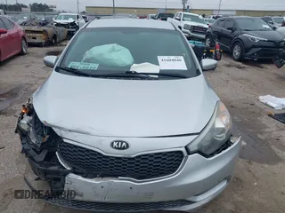 2016 Kia Forte LX with VIN KNAFK4A60G5446108, listed as a IAAI auction lot 41604040 with 57,754 mi miles. Bid and sale history available at carsss.com. Image 12.
