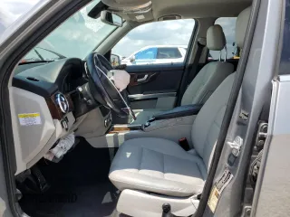 2013 Mercedes-Benz GLK 350 with VIN WDCGG5HB8DG003538, listed as a Copart auction lot 54958445 with 197,662 mi miles and Salvage Title. Bid and sale history available at DreamBid. Image 7.