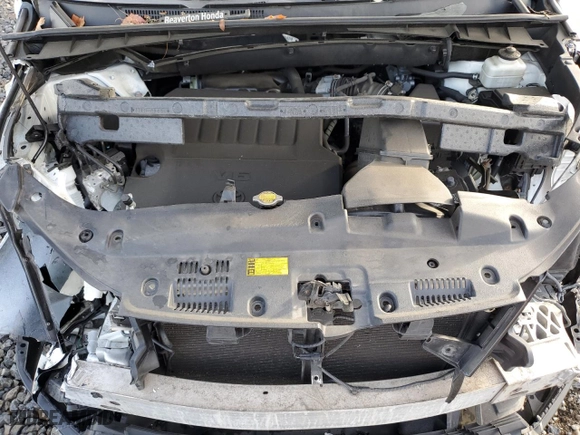 2014 Toyota Highlander XLE with VIN 5TDJKRFH2ES058289, listed as a Copart auction lot 46473015 with 105,169 mi miles and Salvage Title. Bid and sale history available at carsss.com. Image 13.