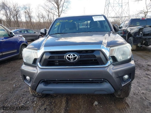 2015 Toyota Tacoma with VIN 5TFUU4EN5FX129840, listed as a IAAI auction lot 41665018 with NaN miles. Bid and sale history available at carsss.com. Image 12.