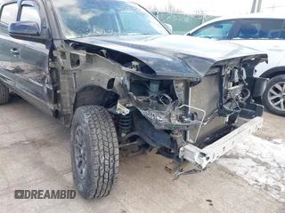 2018 Toyota Tacoma SR with VIN 3TMCZ5AN6JM121723, listed as a IAAI auction lot 41396387 with 78,594 mi miles. Bid and sale history available at carsss.com. Image 6.