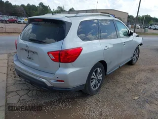 2017 Nissan Pathfinder SV with VIN 5N1DR2MN9HC664487, listed as a IAAI auction lot 41974800 with 1 mi miles. Bid and sale history available at carsss.com. Image 4.
