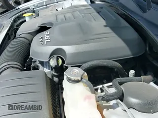 2023 Chrysler 300 S z VIN 2C3CCABG4PH524279, wystawiony jako IAAI lot #42515151 z przebiegiem 43 737 mil mil oraz . Historia ofert i sprzedaży dostępna na DreamBid. Obrazek 20.