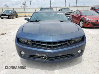2012 Chevrolet Camaro 2LT z VIN 2G1FC1E33C9160967, wystawiony jako Copart lot #57489325 z przebiegiem 148 155 mil mil oraz Czysty tytuł • Clean title. Historia ofert i sprzedaży dostępna na DreamBid. Obrazek 5.