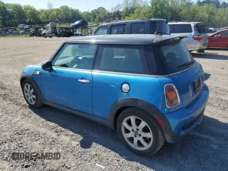 2009 MINI Hardtop S with VIN WMWMF73589TW80965, listed as a Copart auction lot 56578695 with 80,012 mi miles and Clean Title. Bid and sale history available at DreamBid. Image 2.