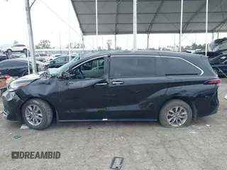 2022 Toyota Sienna XLE with VIN 5TDYRKEC8NS123217, listed as a IAAI auction lot 41904442 with 73,802 mi miles. Bid and sale history available at carsss.com. Image 15.