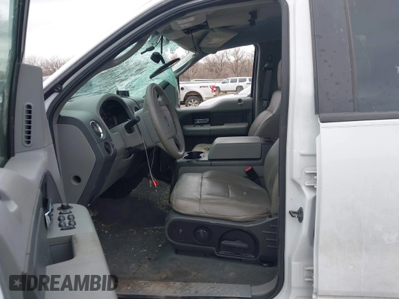 2008 Ford F-150 XLT with VIN 1FTPW14V18FC09362, listed as a IAAI auction lot 41735041 with 123,266 mi miles. Bid and sale history available at carsss.com. Image 5.