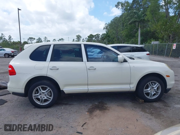2010 Porsche Cayenne z VIN WP1AA2AP6ALA07199, wystawiony jako IAAI lot #41975088 z przebiegiem 150 152 mil mil oraz . Historia ofert i sprzedaży dostępna na DreamBid. Obrazek 13.