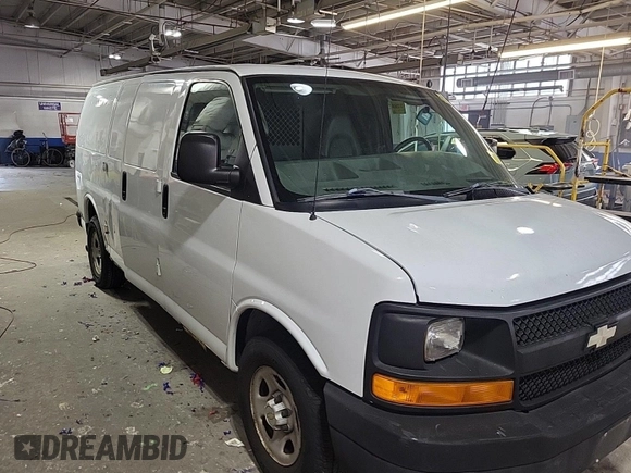 2005 Chevrolet Express Cargo z VIN 1GCFG15X451215108, wystawiony jako IAAI lot #42607984 z przebiegiem 127 758 mil mil oraz . Historia ofert i sprzedaży dostępna na DreamBid. Obrazek 18.