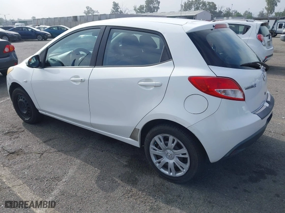 2011 Mazda Mazda2 Sport with VIN JM1DE1HZ5B0117331, listed as a IAAI auction lot 42084291 with 176,619 mi miles. Bid and sale history available at carsss.com. Image 3.
