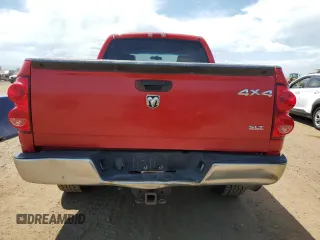 2008 Dodge 1500 SLT z VIN 1D7HU18N88S606861, wystawiony jako Copart lot #61357645 z przebiegiem 181 896 mil mil oraz Czysty tytuł • Clean title. Historia ofert i sprzedaży dostępna na DreamBid. Obrazek 6.