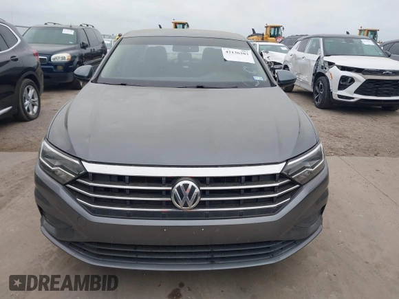 2020 Volkswagen Jetta S z VIN 3VWCB7BU7LM030563, wystawiony jako IAAI lot #42136203 z przebiegiem 52 649 mil mil oraz . Historia ofert i sprzedaży dostępna na DreamBid. Obrazek 12.