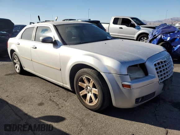 2007 Chrysler 300 Touring with VIN 2C3KA53G57H827742, listed as a Copart auction lot 43478925 with 159,444 mi miles and Clean Title. Bid and sale history available at carsss.com. Image 4.