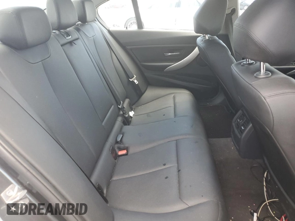 2013 BMW 3 Series 320i xDrive с VIN WBA3C3C53DF980210, выставлен на аукционе Copart как лот 56383714 с пробегом 115 824 миль миль и Списание • Salvage title. История ставок и продаж доступна на DreamBid. Изображение 10.