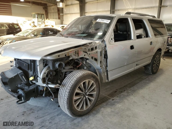 2017 Lincoln Navigator L Select with VIN 5LMJJ3JT4HEL10915, listed as a Copart auction lot 87046114 with 107,446 mi miles and Salvage Title. Bid and sale history available at carsss.com. Image 1.