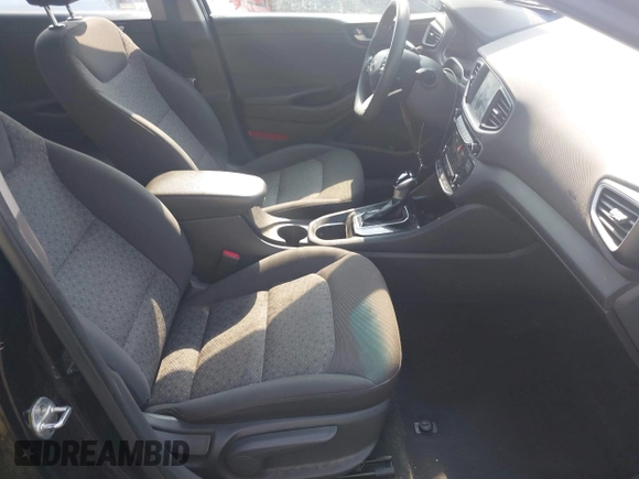 2019 Hyundai Ioniq Blue with VIN KMHC65LC5KU174538, listed as a IAAI auction lot 42379960 with 135,299 mi miles and . Bid and sale history available at DreamBid. Image 5.