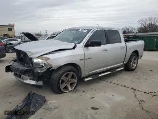 2009 Dodge Ram 1500 SLT with VIN 1D3HB13T59S710142, listed as a Copart auction lot 45555275 with 270,206 mi miles and Salvage Title. Bid and sale history available at carsss.com. Image 1.