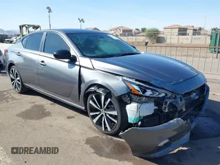 2021 Nissan Altima 2.5 SR with VIN 1N4BL4CV3MN387026, listed as a IAAI auction lot 41609914 with 75,981 mi miles. Bid and sale history available at carsss.com. Image 6.