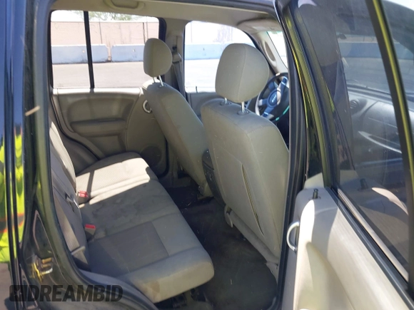 2006 Jeep Liberty Limited z VIN 1J4GL58KX6W182833, wystawiony jako IAAI lot #42428602 z przebiegiem 198 084 mil mil oraz . Historia ofert i sprzedaży dostępna na DreamBid. Obrazek 8.