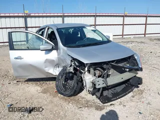 2015 Nissan Versa SV with VIN 3N1CN7AP2FL915742, listed as a IAAI auction lot 41755811 with 45,832 mi miles. Bid and sale history available at carsss.com. Image 6.