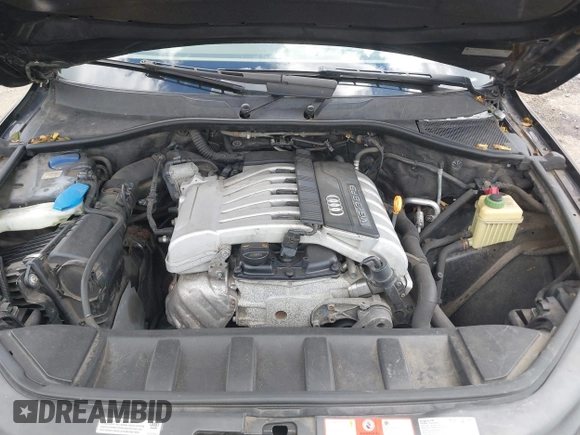 2009 Audi Q7 with VIN WA1AY74L19D016945, listed as a IAAI auction lot 39480989 with 149,769 mi miles and . Bid and sale history available at DreamBid. Image 10.
