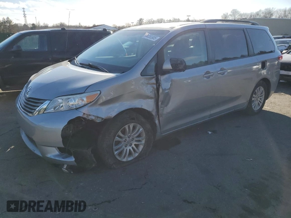 2013 Toyota Sienna XLE AAS z VIN 5TDYK3DC1DS389687, wystawiony jako Copart lot #44355905 z przebiegiem 188 780 mil mil oraz Szkoda całkowita • Salvage title. Historia ofert i sprzedaży dostępna na DreamBid. Obrazek 1.