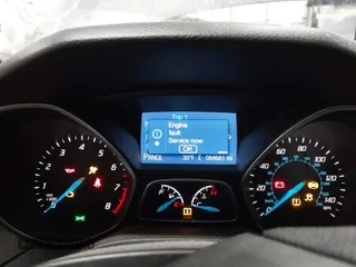 2013 Ford Focus SE with VIN 1FADP3F22DL270686, listed as a IAAI auction lot 40560064 with 84,681 mi miles and . Bid and sale history available at DreamBid. Image 7.