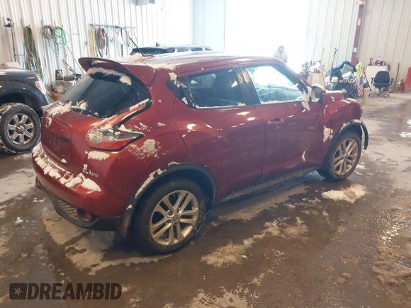 2015 Nissan Juke SV with VIN JN8AF5MV1FT553919, listed as a IAAI auction lot 41630227 with 110,337 mi miles. Bid and sale history available at carsss.com. Image 4.